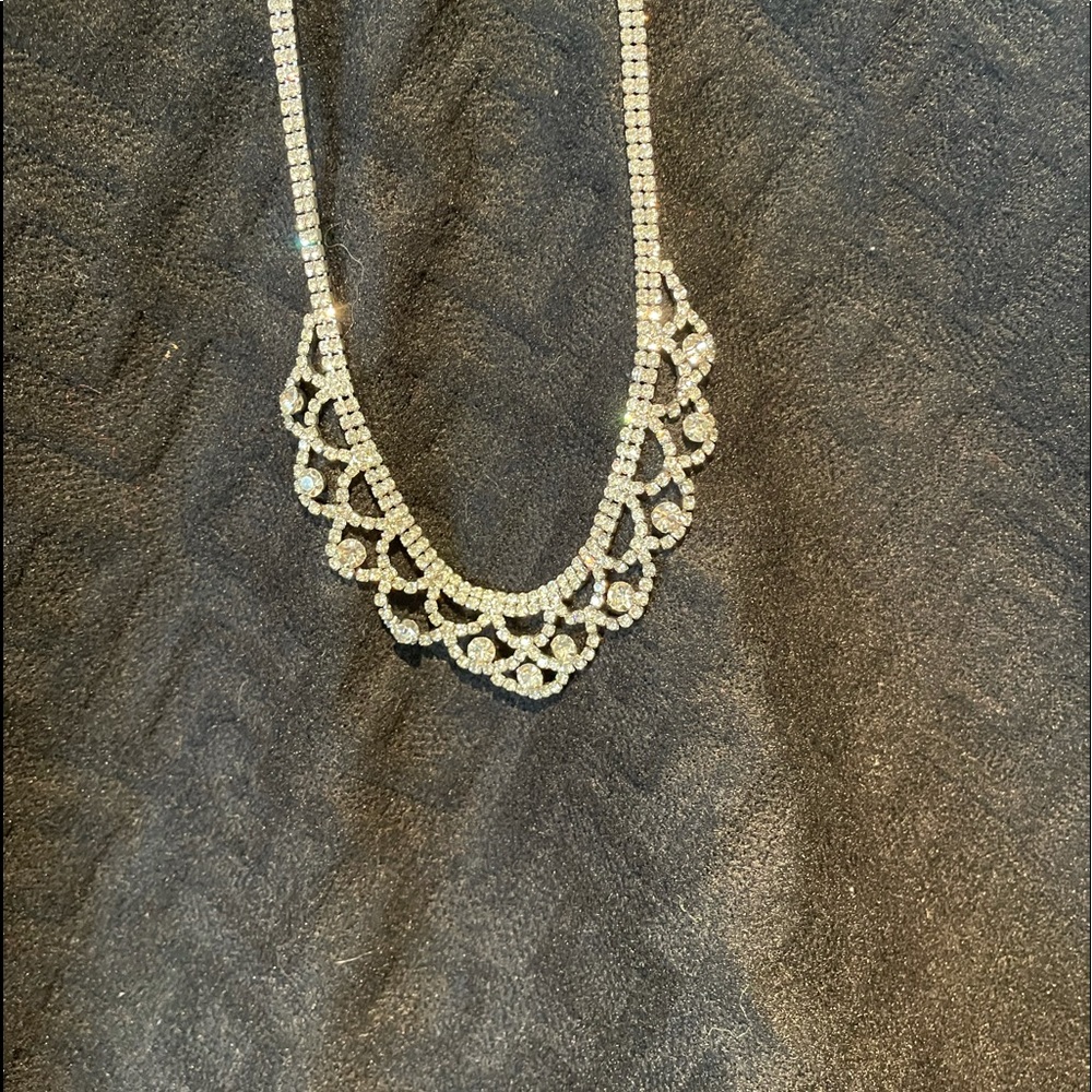 ♥️♥️SOLD♥️♥️ STUNNING Chrystal ADJUSTABLE necklace beautiful - Picture 6 of 7